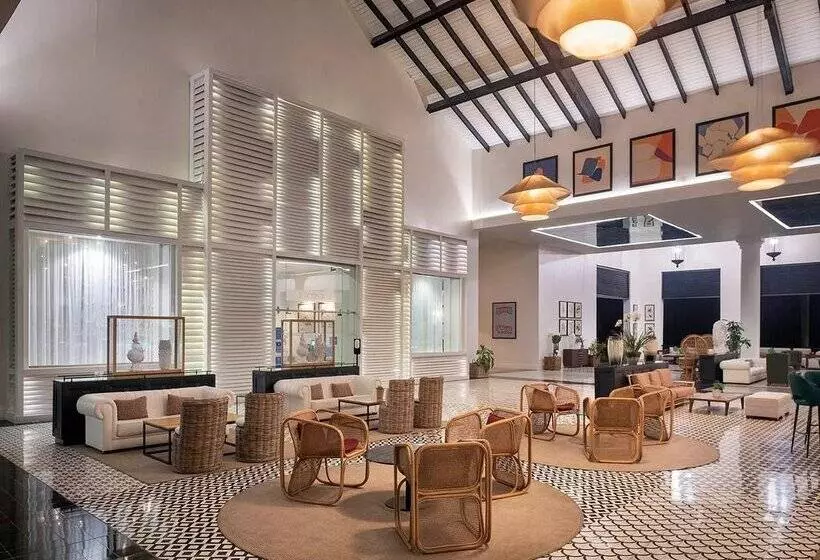 Курорт Ocean Blue & Sand - All Inclusive