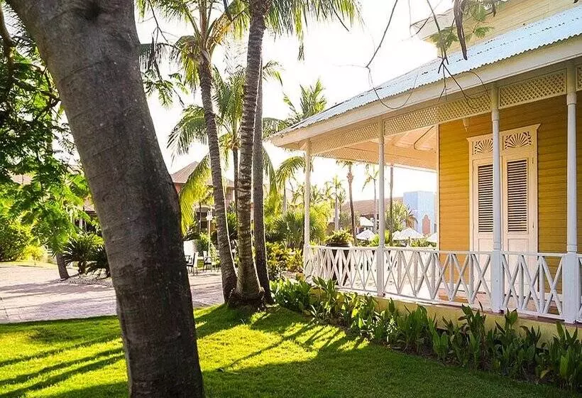 Курорт Ocean Blue & Sand - All Inclusive