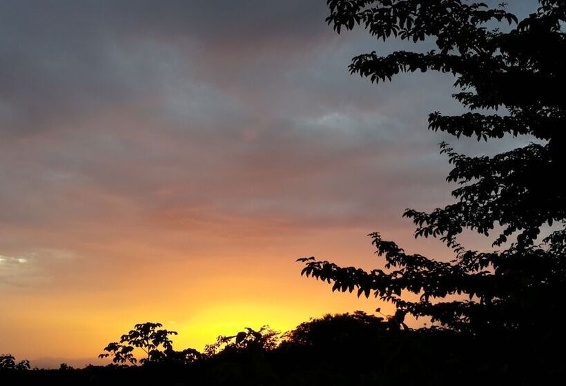 فندق Cerro Lodge