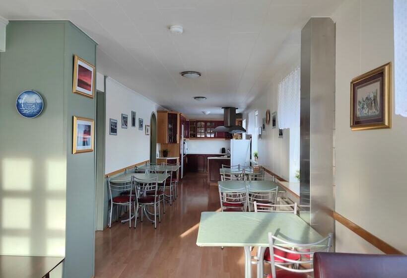 هتل 550 Guesthouse