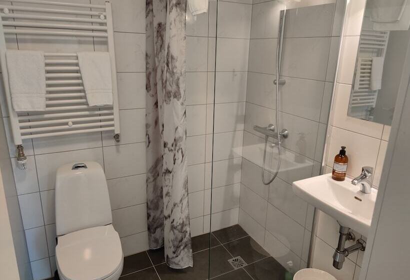 هتل 550 Guesthouse