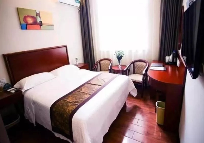 Hotelli Greentree Inn Zhengzhou Train Station Renmin Park Shell