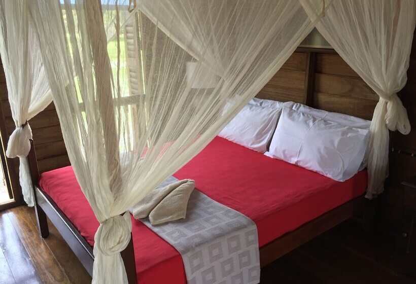 בית מלון כפרי Tanabendang Banglos