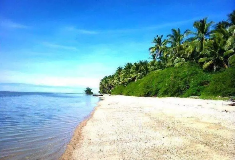 ホテル Ucoy Beach Resort