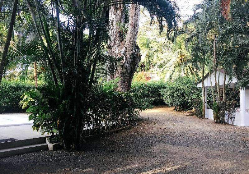 فندق Villas Majolana