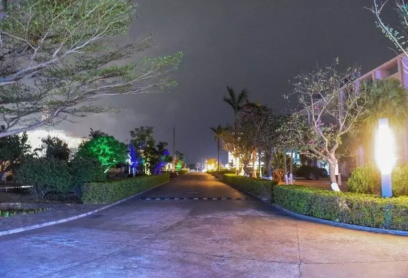 Hotelli Viwo Leisure