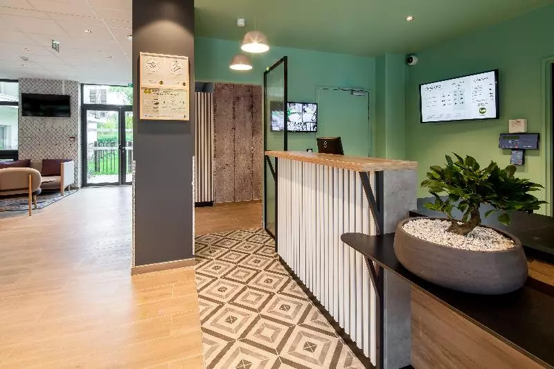 B&b Hotel Paris Meudon Vélizy