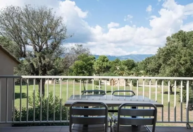 اقامتگاه Résidence Fiori Di Cala Rossa