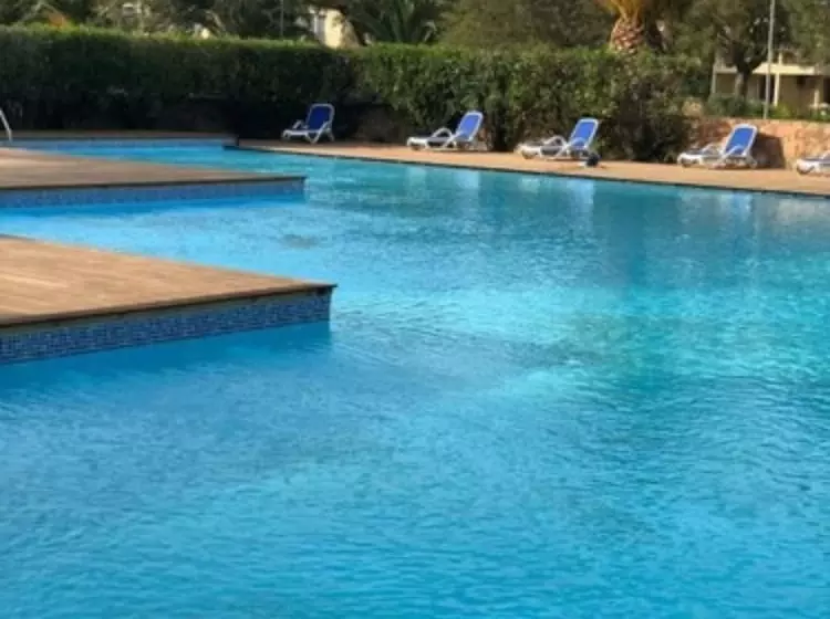 اقامتگاه Résidence Fiori Di Cala Rossa