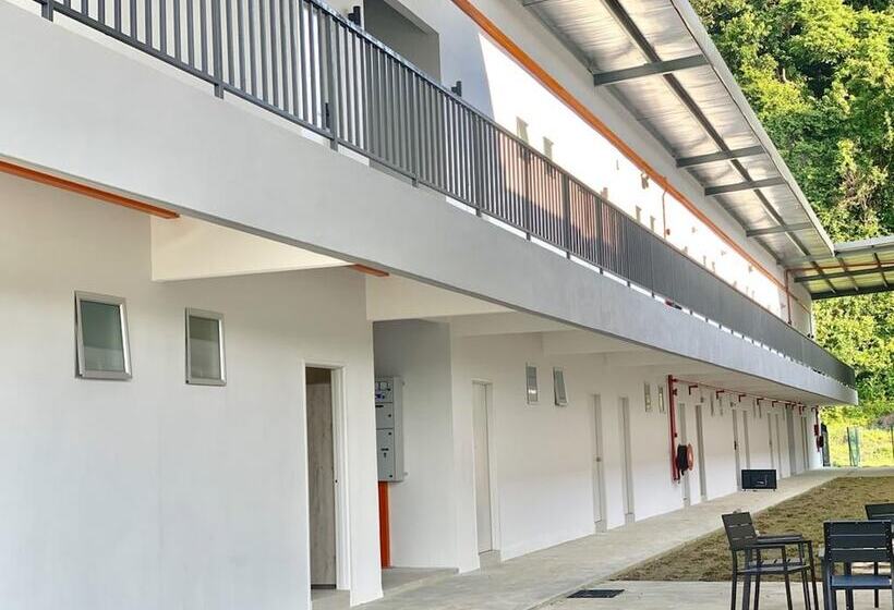 فندق The Sassy House