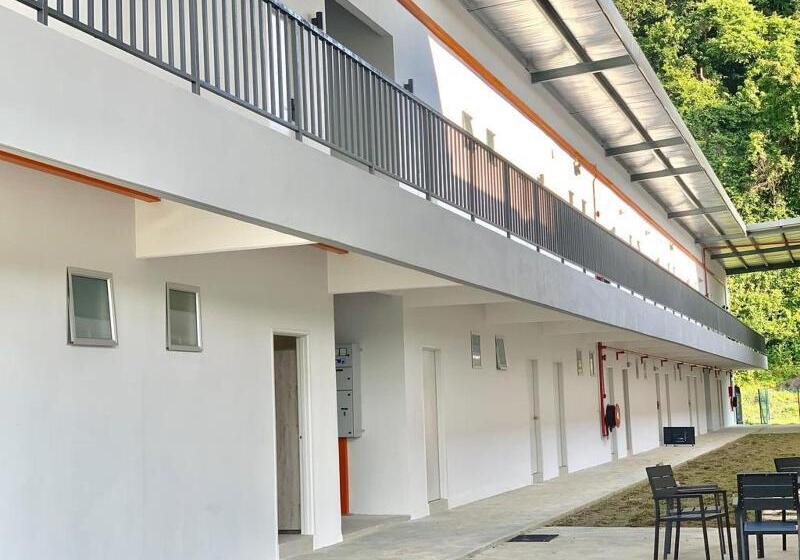 فندق The Sassy House