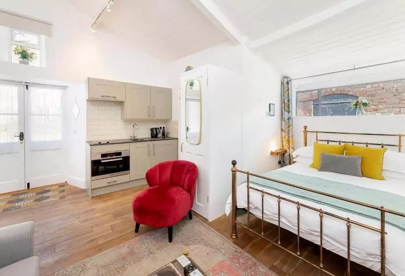 مبيت وإفطار The Old Parsonage