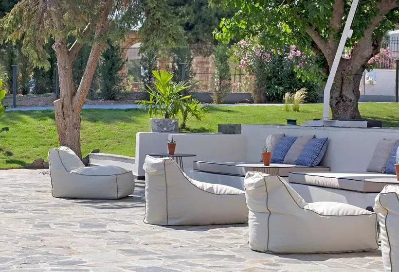 Eretria Hotel & Spa Resort