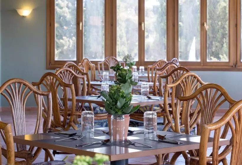 Eretria Hotel & Spa Resort