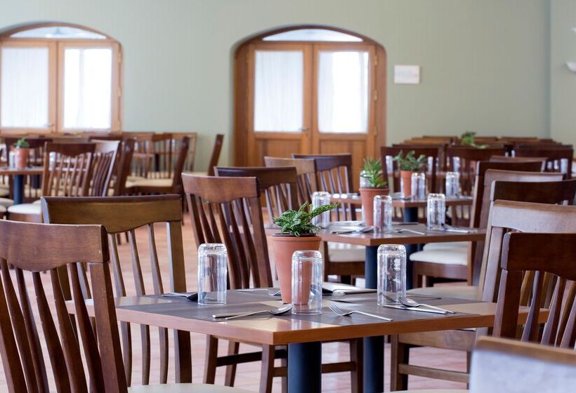 Eretria Hotel & Spa Resort