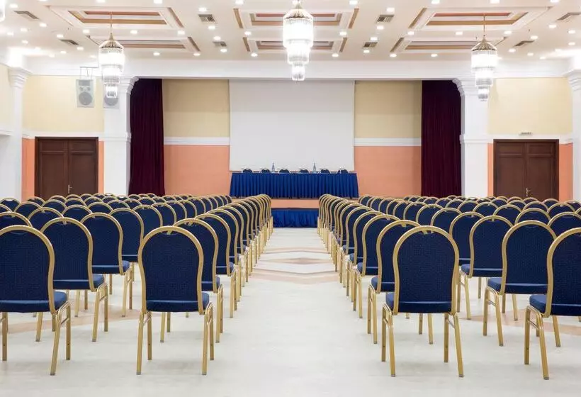 Eretria Hotel & Spa Resort