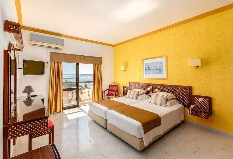 בית מלון כפרי Casabela