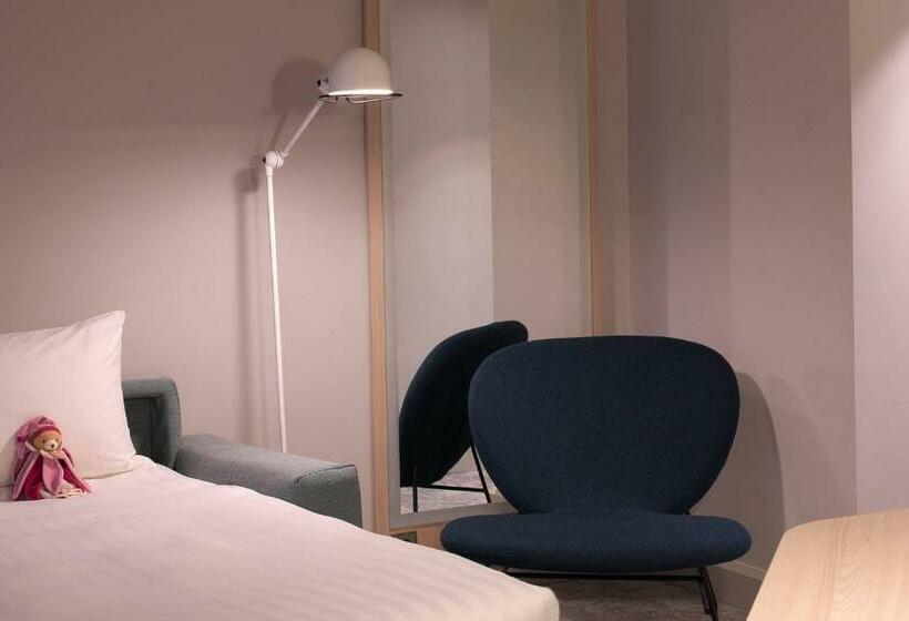 The Jangle Hotel   Paris   Charles De Gaulle   Airport