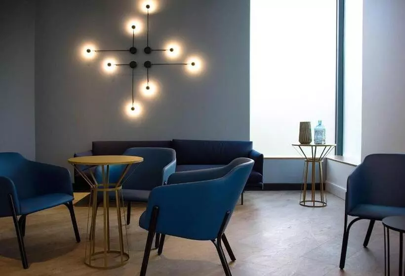 The Jangle Hotel Paris Charles De Gaulle Airport