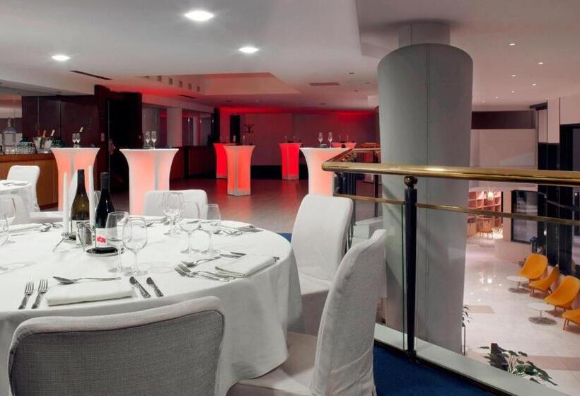 The Jangle Hotel   Paris   Charles De Gaulle   Airport