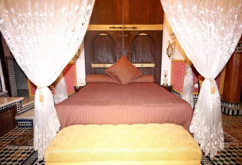 هتل Riad El Ghalia