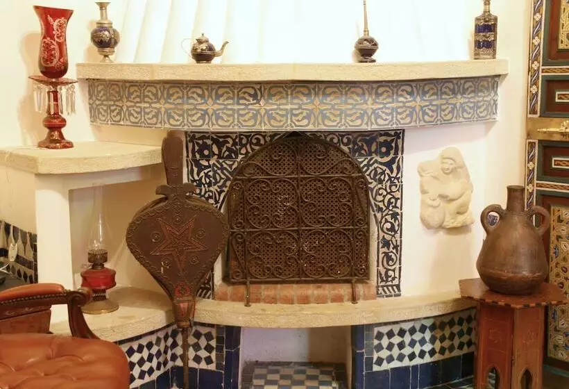 هتل Riad El Ghalia