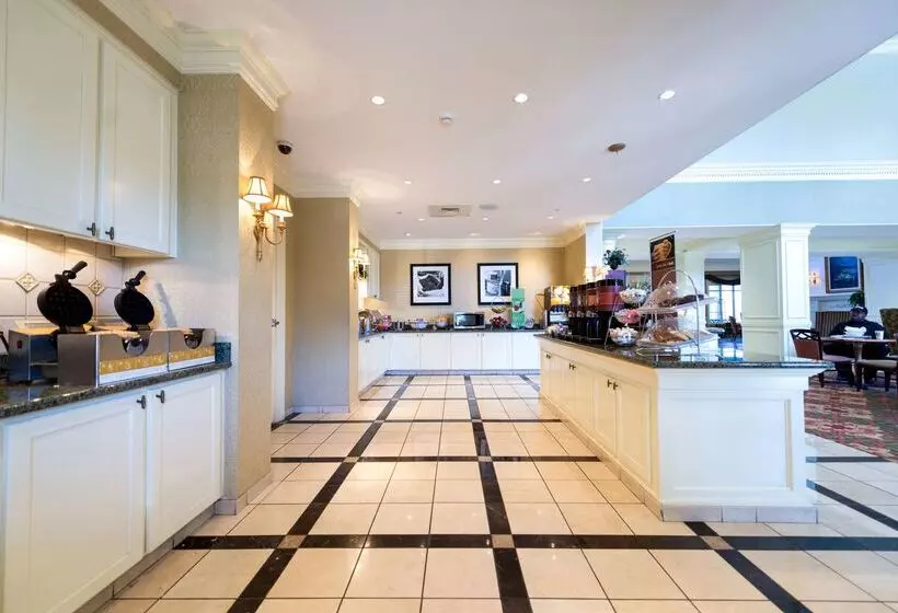 Отель Hampton Inn & Suites Vicksburg