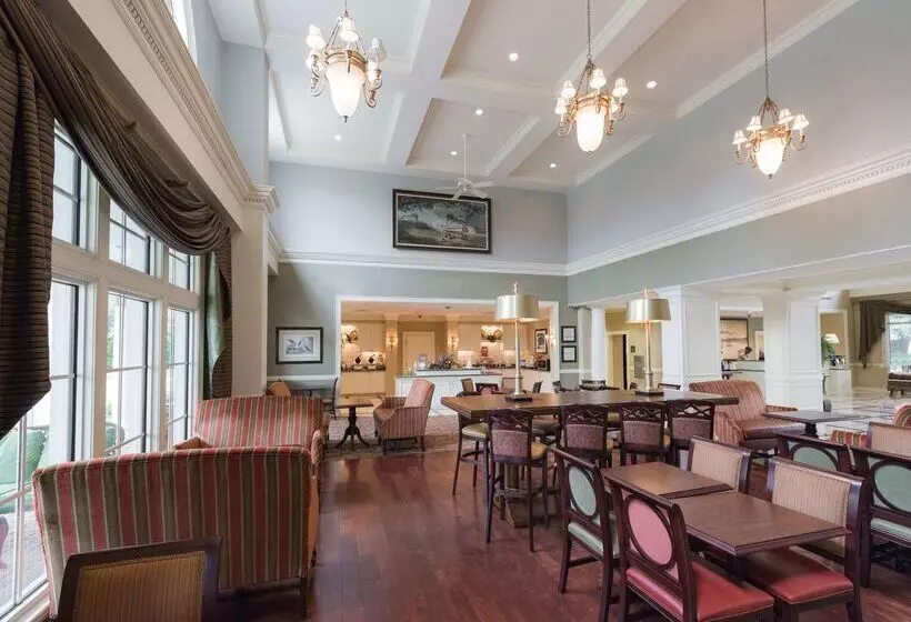 Отель Hampton Inn & Suites Vicksburg