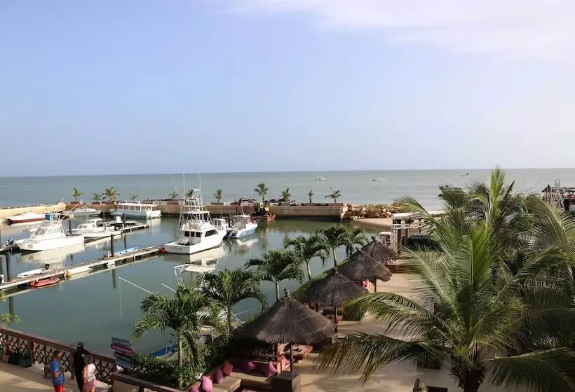 فندق Movenpick Resort Lamantin Saly