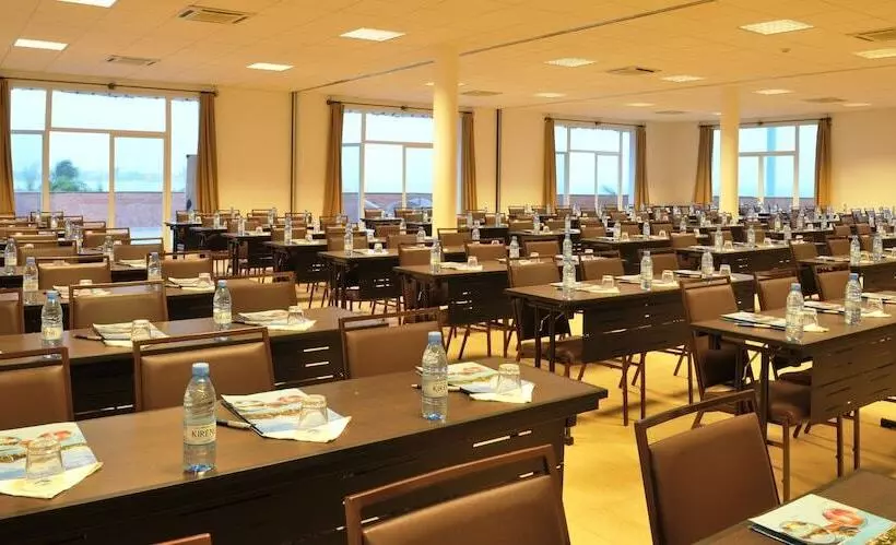 فندق Movenpick Resort Lamantin Saly