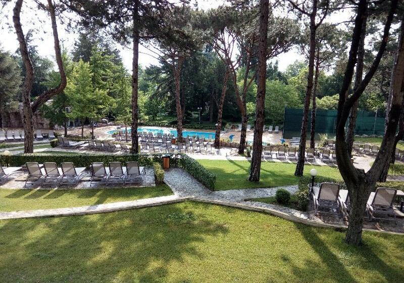 هتل Melia Grand Hermitage All Inclusive