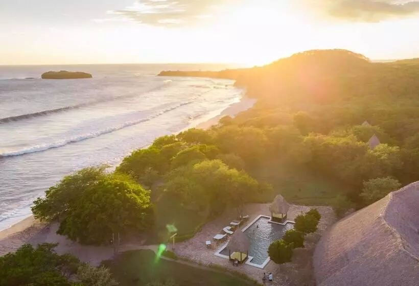 هتل Punta Teonoste