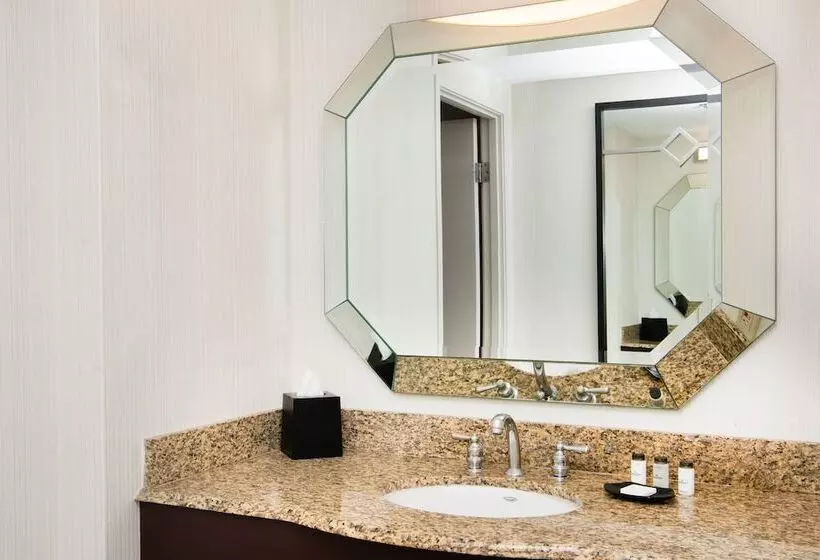 Отель Sheraton Mission Valley San Diego