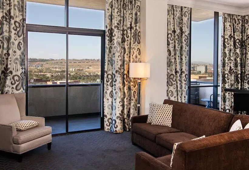 Отель Sheraton Mission Valley San Diego