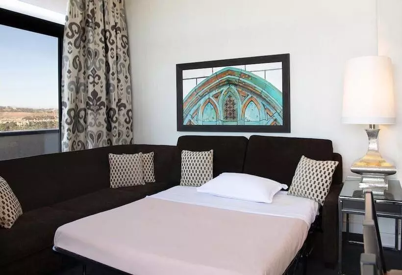 Отель Sheraton Mission Valley San Diego