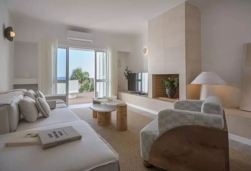 Villas D água Beachfront Resort