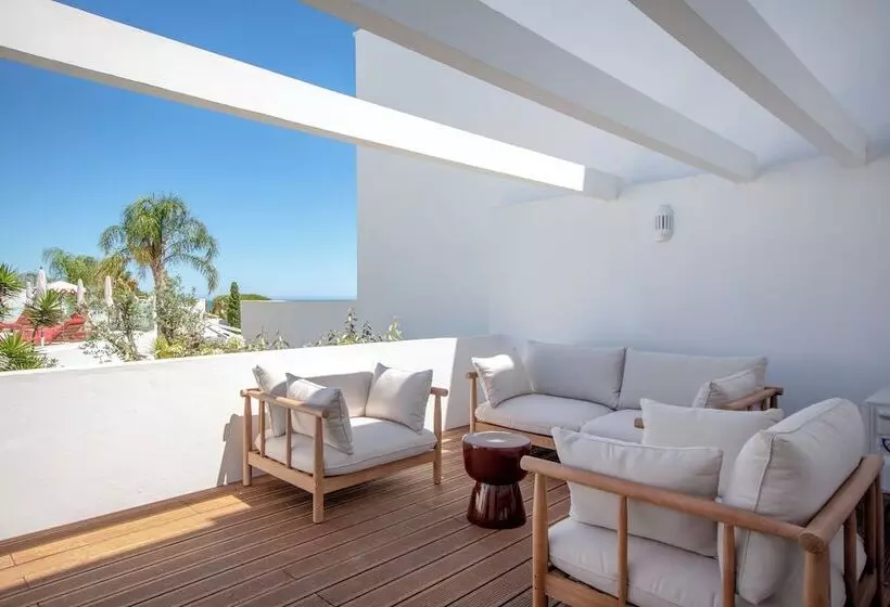 Villas D água Beachfront Resort