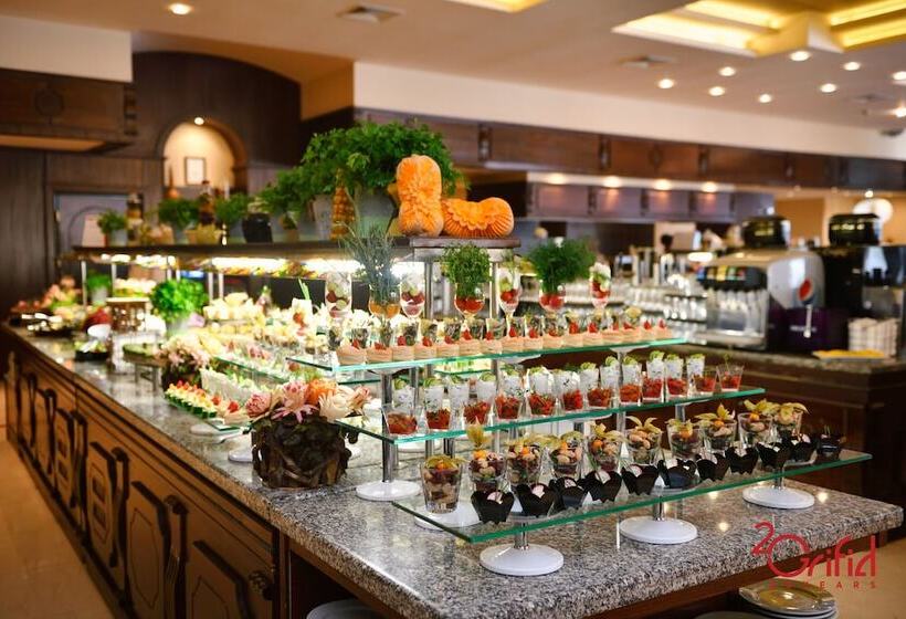 Aquaclub Grifid Hotel Bolero   Ultra All Inclusive & Private Beach