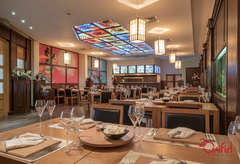 Aquaclub Grifid Hotel Bolero   Ultra All Inclusive & Private Beach