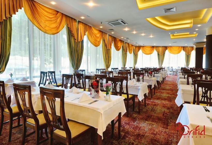 Aquaclub Grifid Hotel Bolero   Ultra All Inclusive & Private Beach