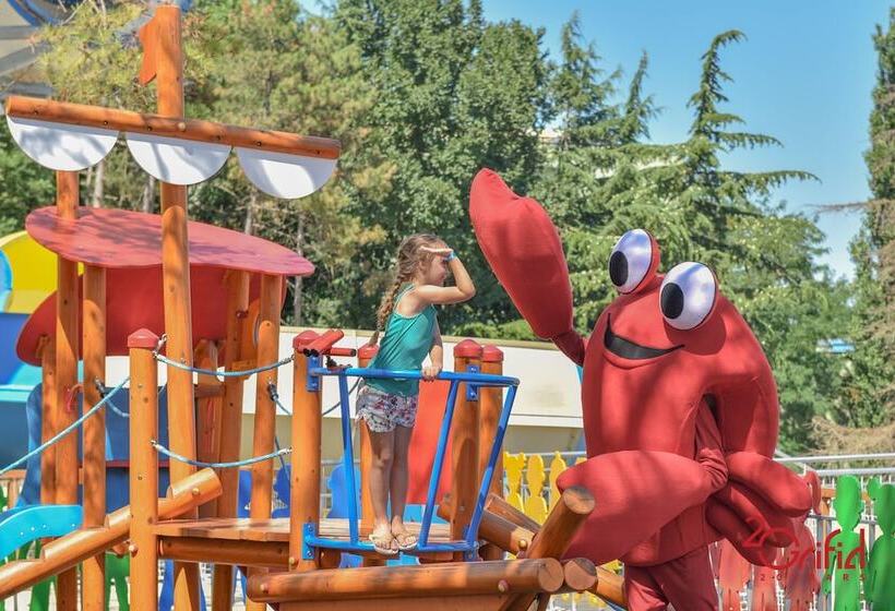 Aquaclub Grifid Hotel Bolero   Ultra All Inclusive & Private Beach