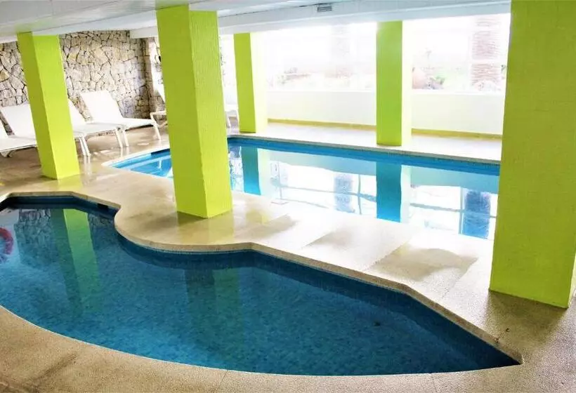 ホテル Bluesea Anba Romaní