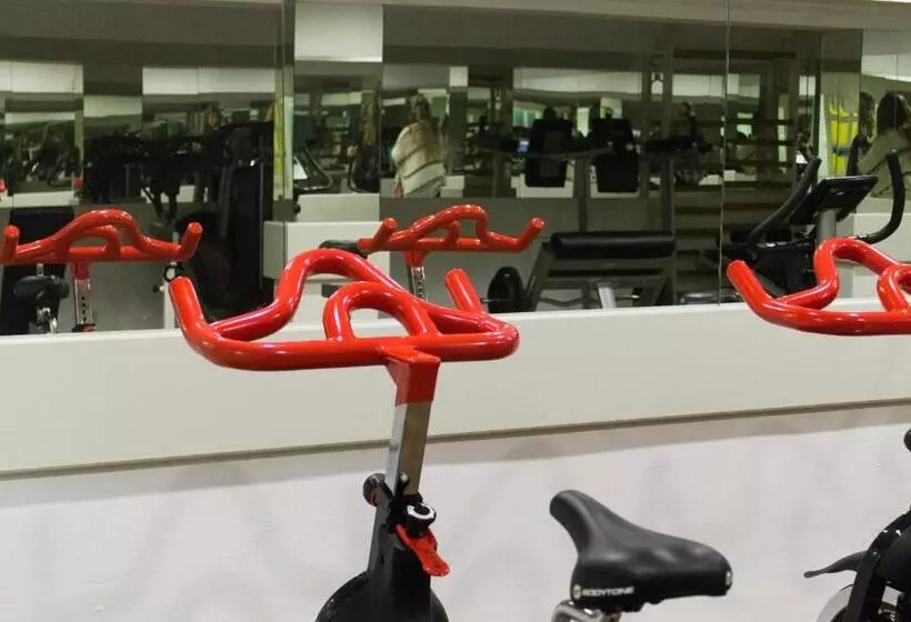 ホテル Bluesea Anba Romaní