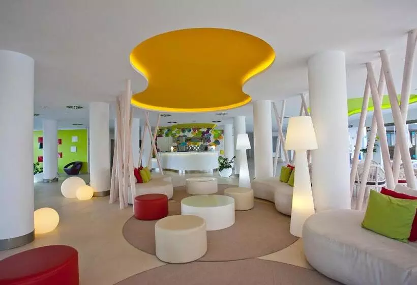 ホテル Bluesea Anba Romaní