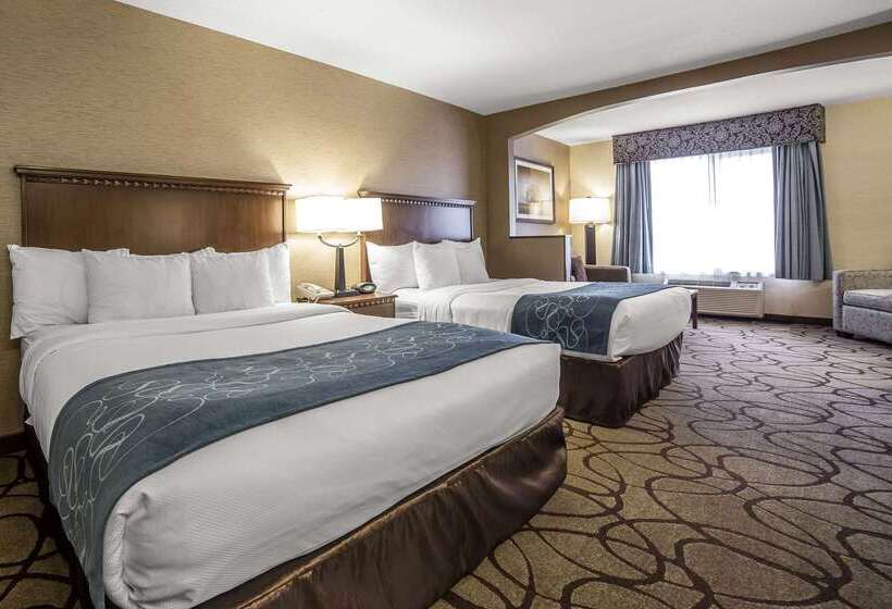 هتل Comfort Suites Airport