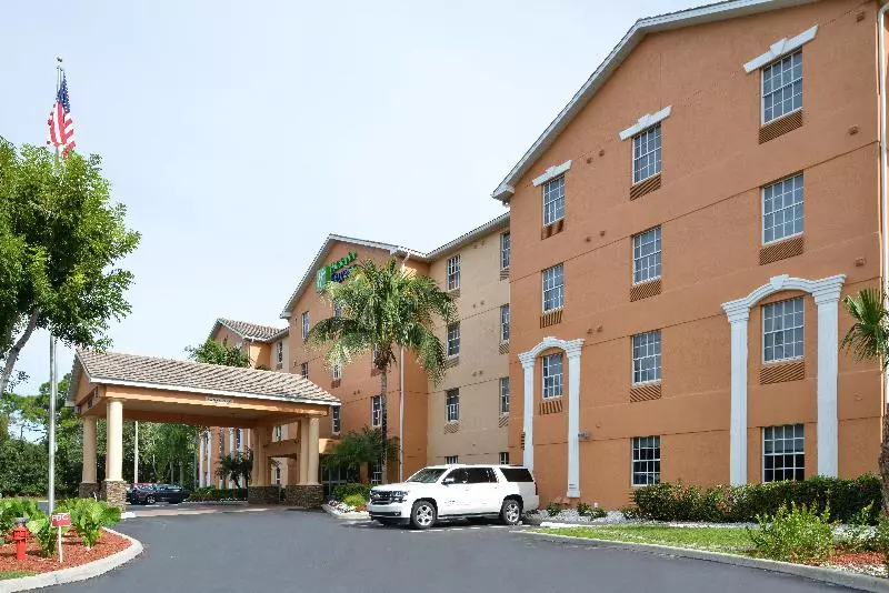 Holiday Inn Express Hotel & Suites Bonita Springs/naples, An Ihg