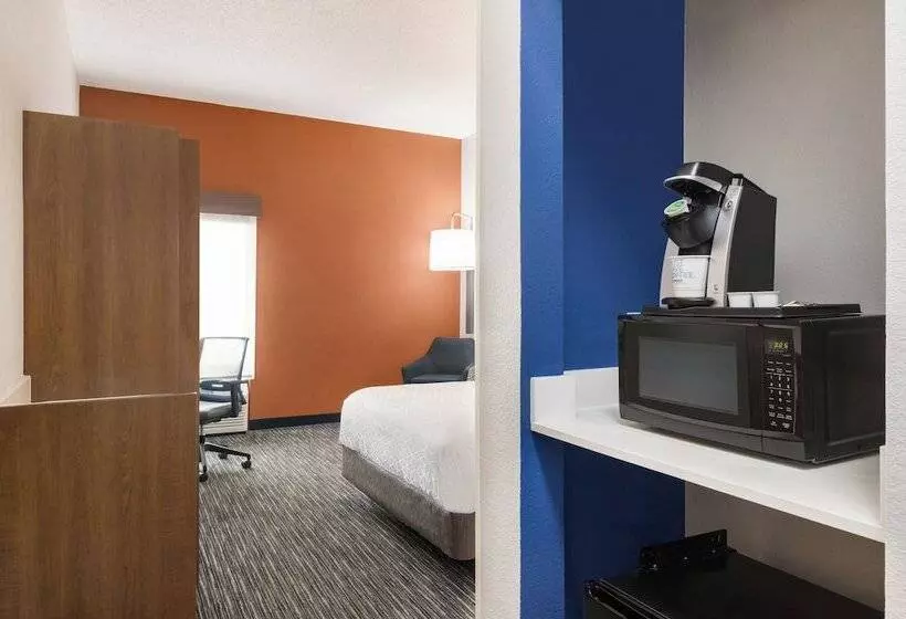 هتل Holiday Inn Express Vero Beach West I 95, An Ihg