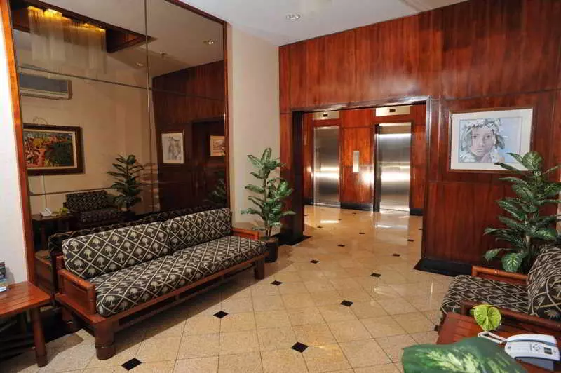 בית מלון כפרי Marina Tower Waikiki