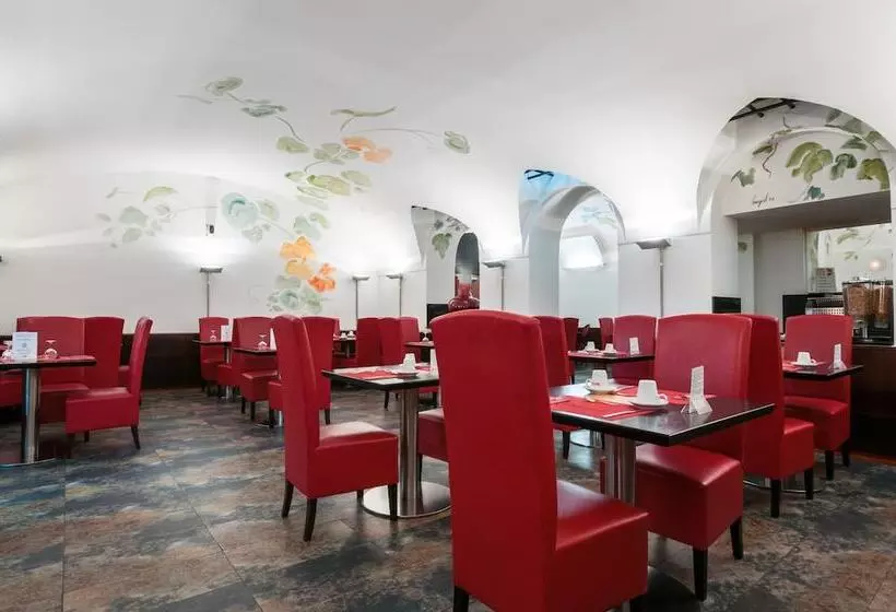 Отель Medinaceli New Reopening 2025