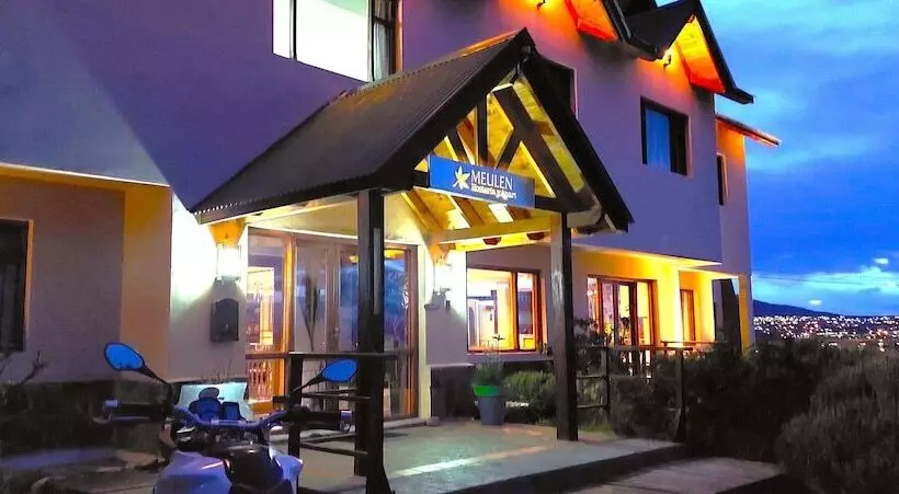 ホテル Meulen Hosteria Y Apart